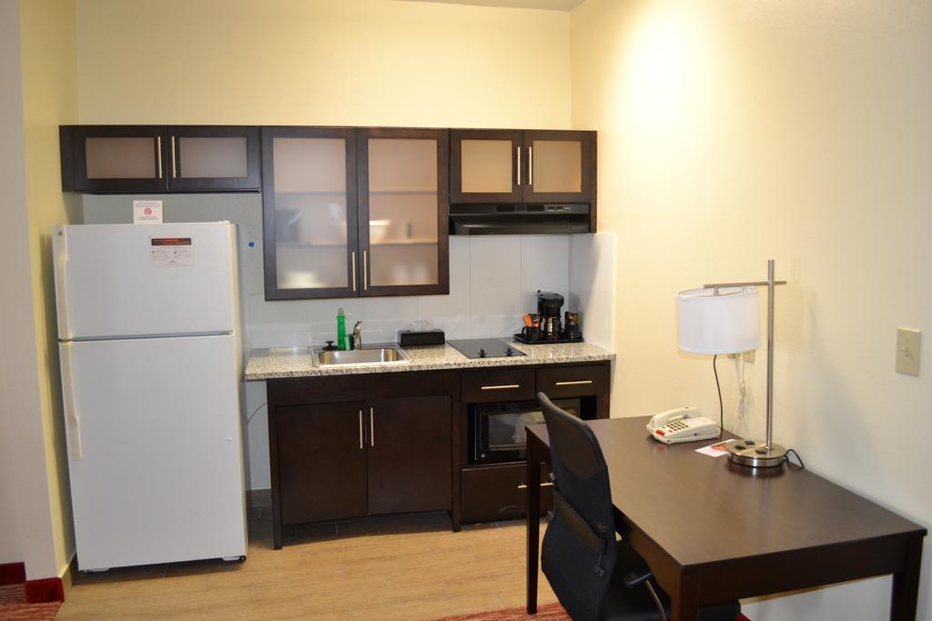 Hawthorn Suites Irving Dfw South Habitación foto